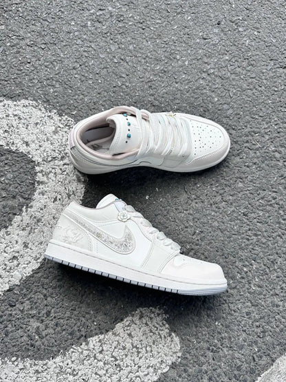 [Custom Camellia‘s Message] Jordan Air Jordan 1 Low Top Unisex Skateboarding Shoes