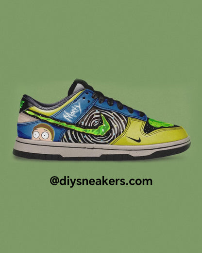 [Custom Rick&Morty Green] Low Unisex Street Graffiti Skateboarding Shoes